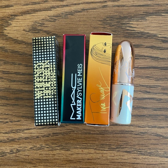 💄M•A•C Queen Limited Ed Set💄 - Picture 10 of 10